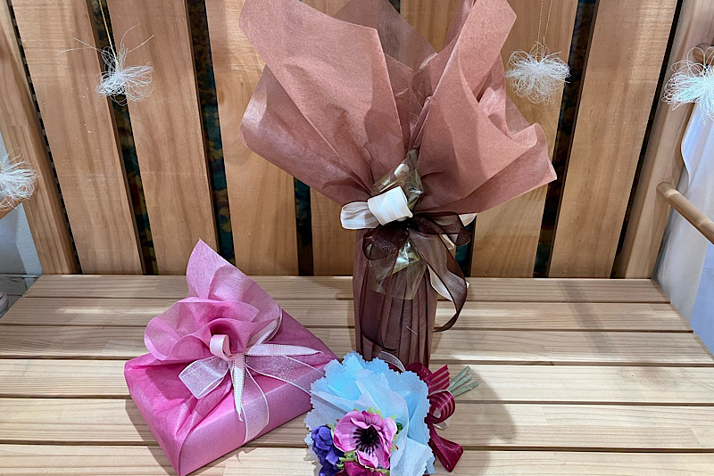 ラッピング講習会: テーマラッピング～不織布を使って～